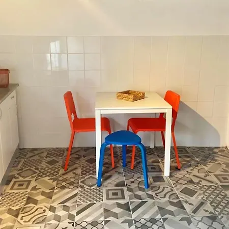 Charming In 455 M² + Parking